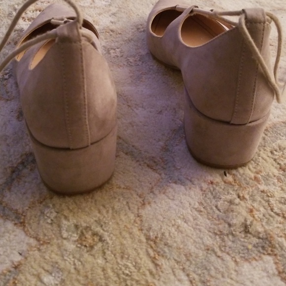 Lace up block heels - Picture 3 of 4